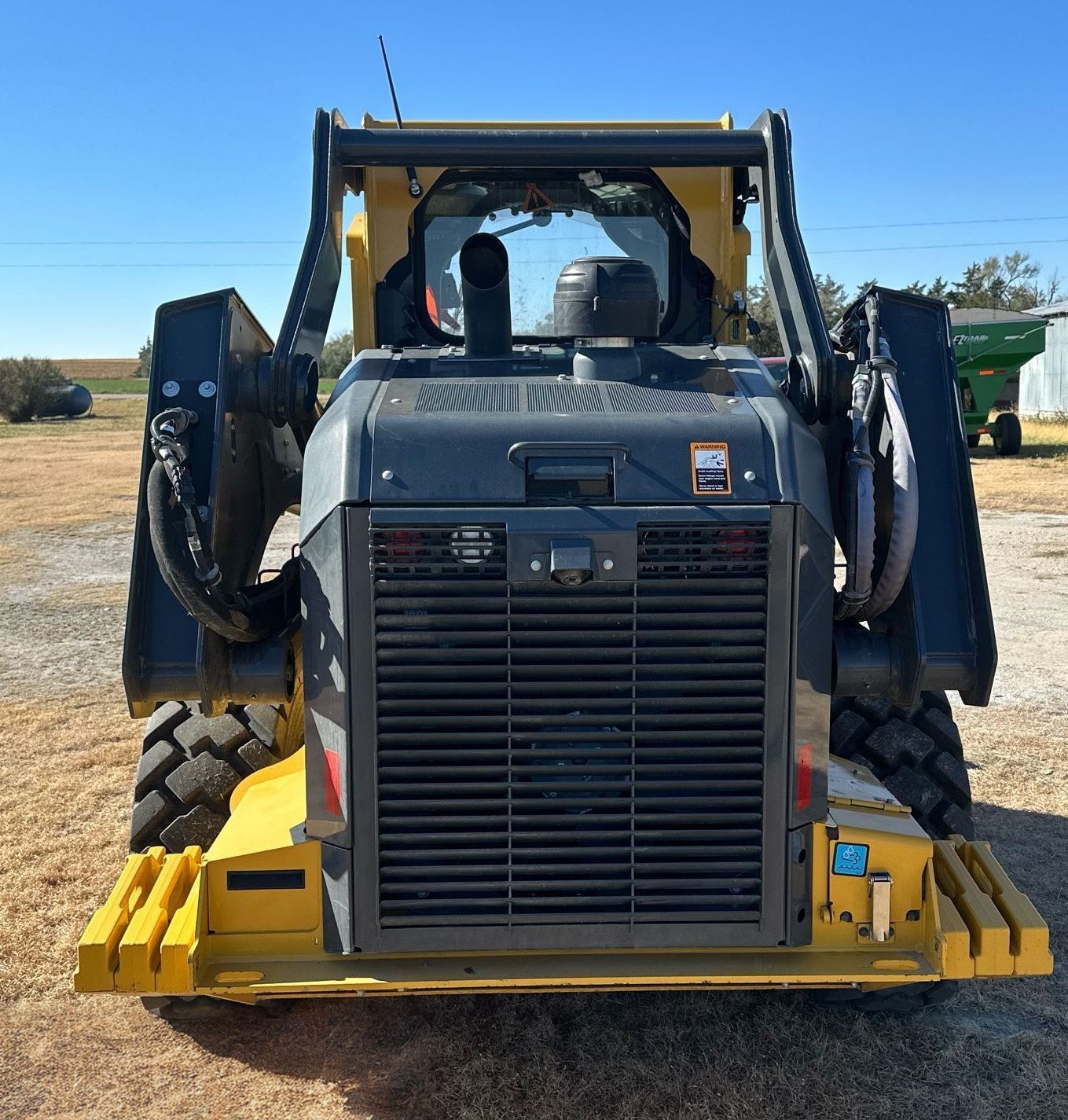 2022 John Deere 330G Skid Steer Loader