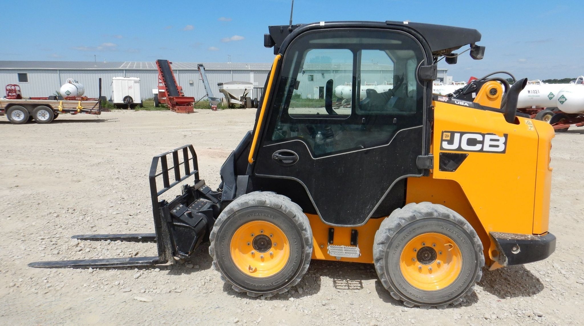 2022 JCB 3TS-8W Teleskid Skid Steer Loader