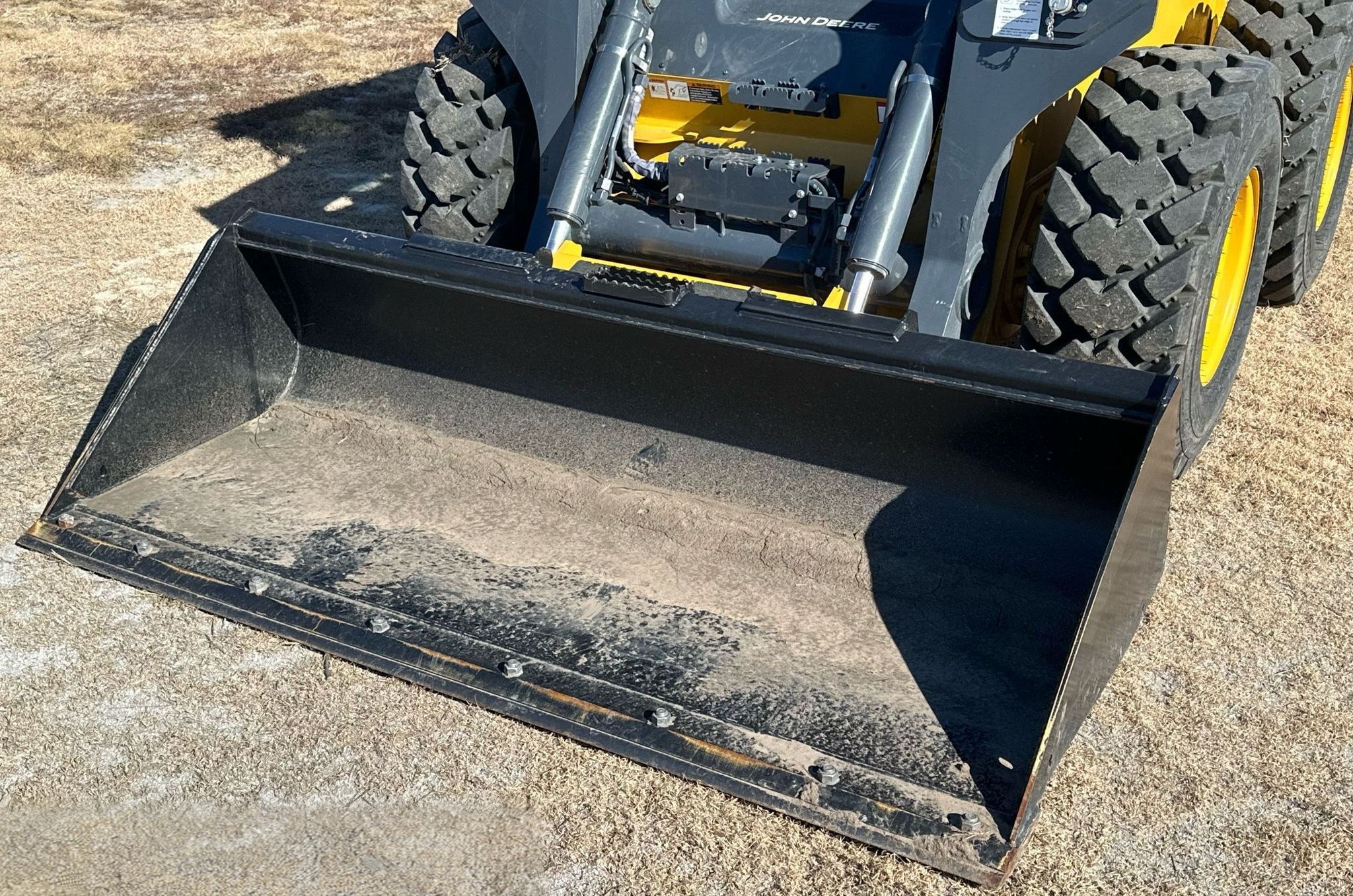 2022 John Deere 330G Skid Steer Loader