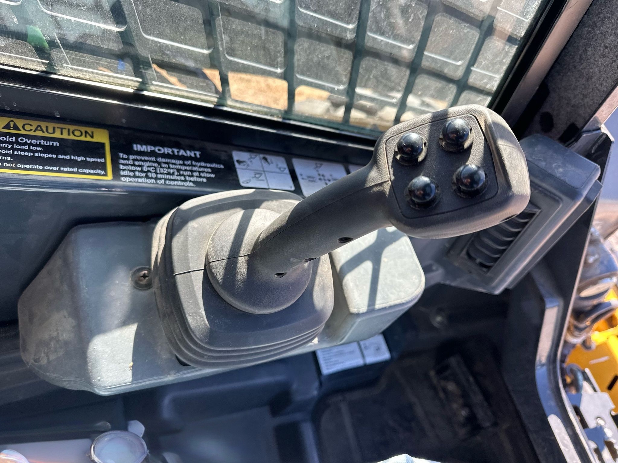 2022 John Deere 330G Skid Steer Loader