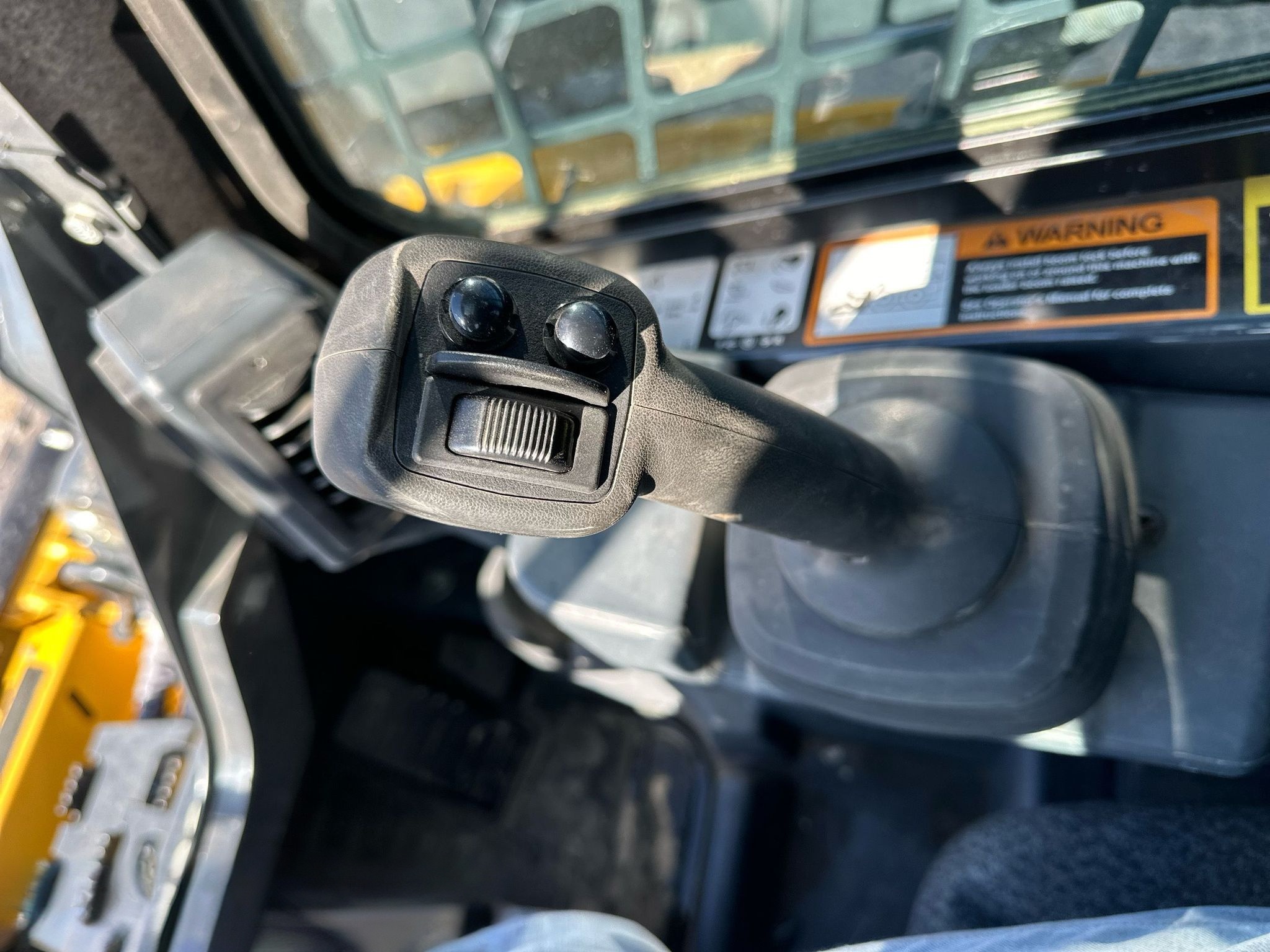 2022 John Deere 330G Skid Steer Loader