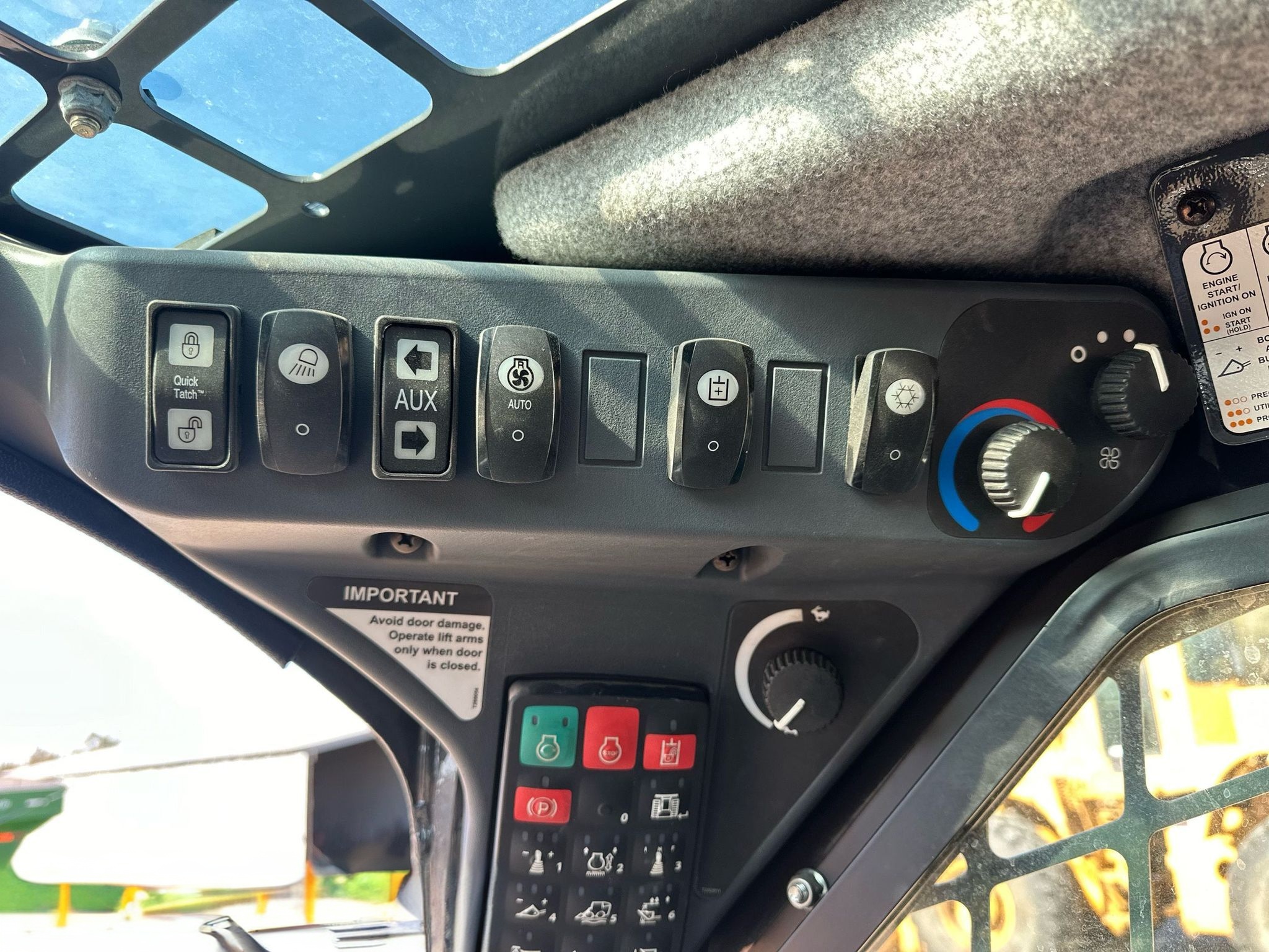 2022 John Deere 330G Skid Steer Loader