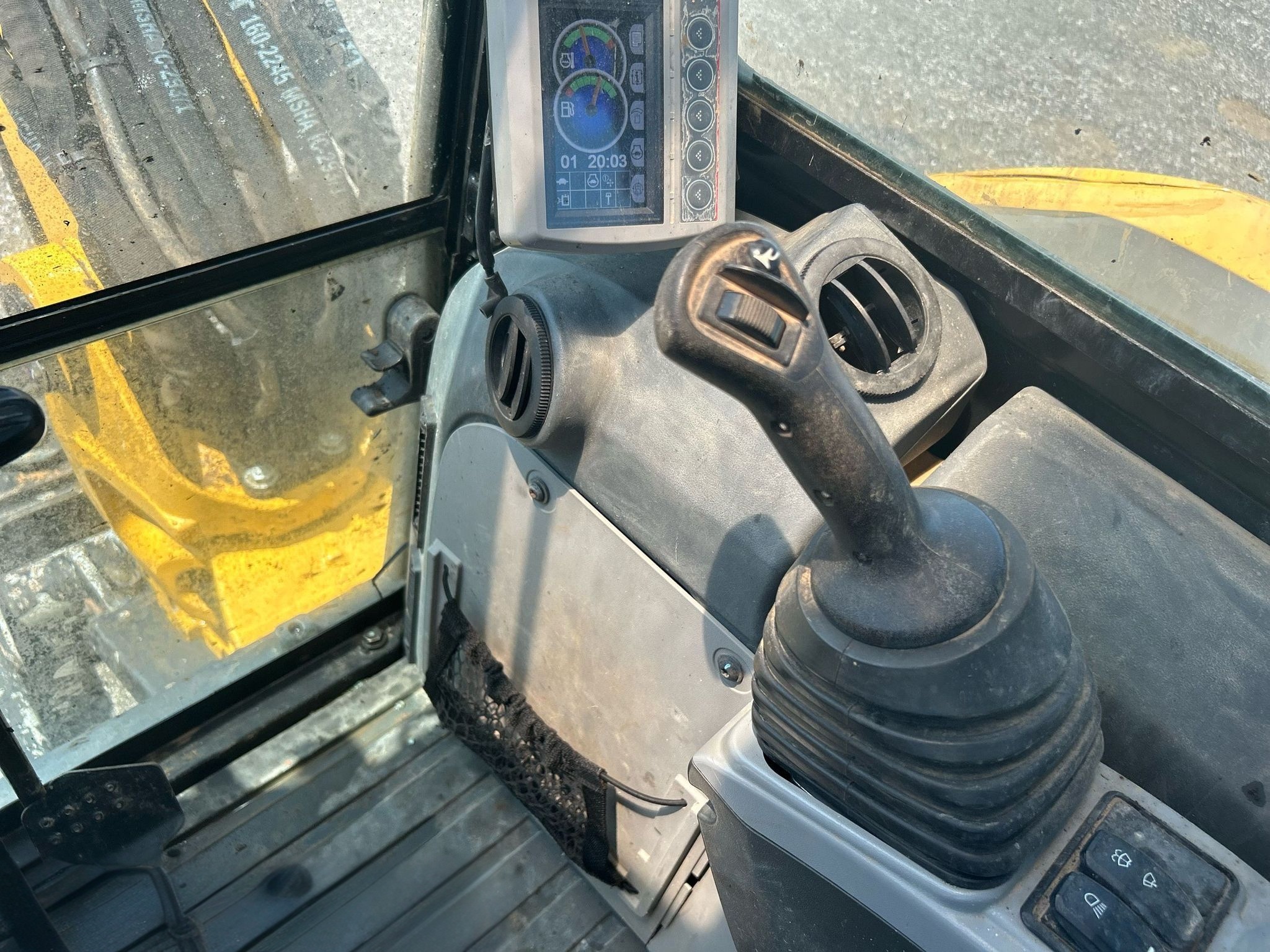 2021 Caterpillar 305E2 CR Mini Excavator