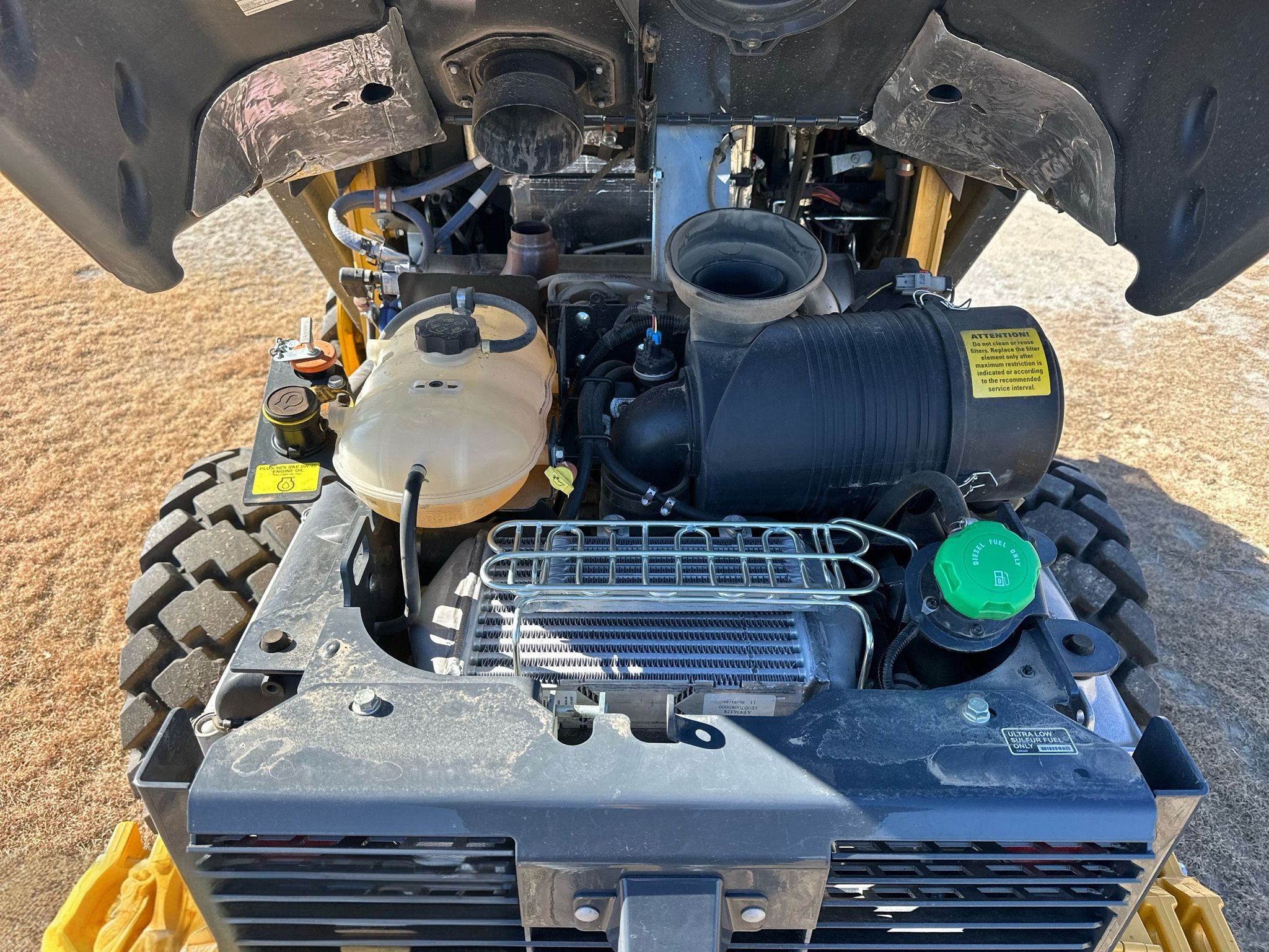 2022 John Deere 330G Skid Steer Loader