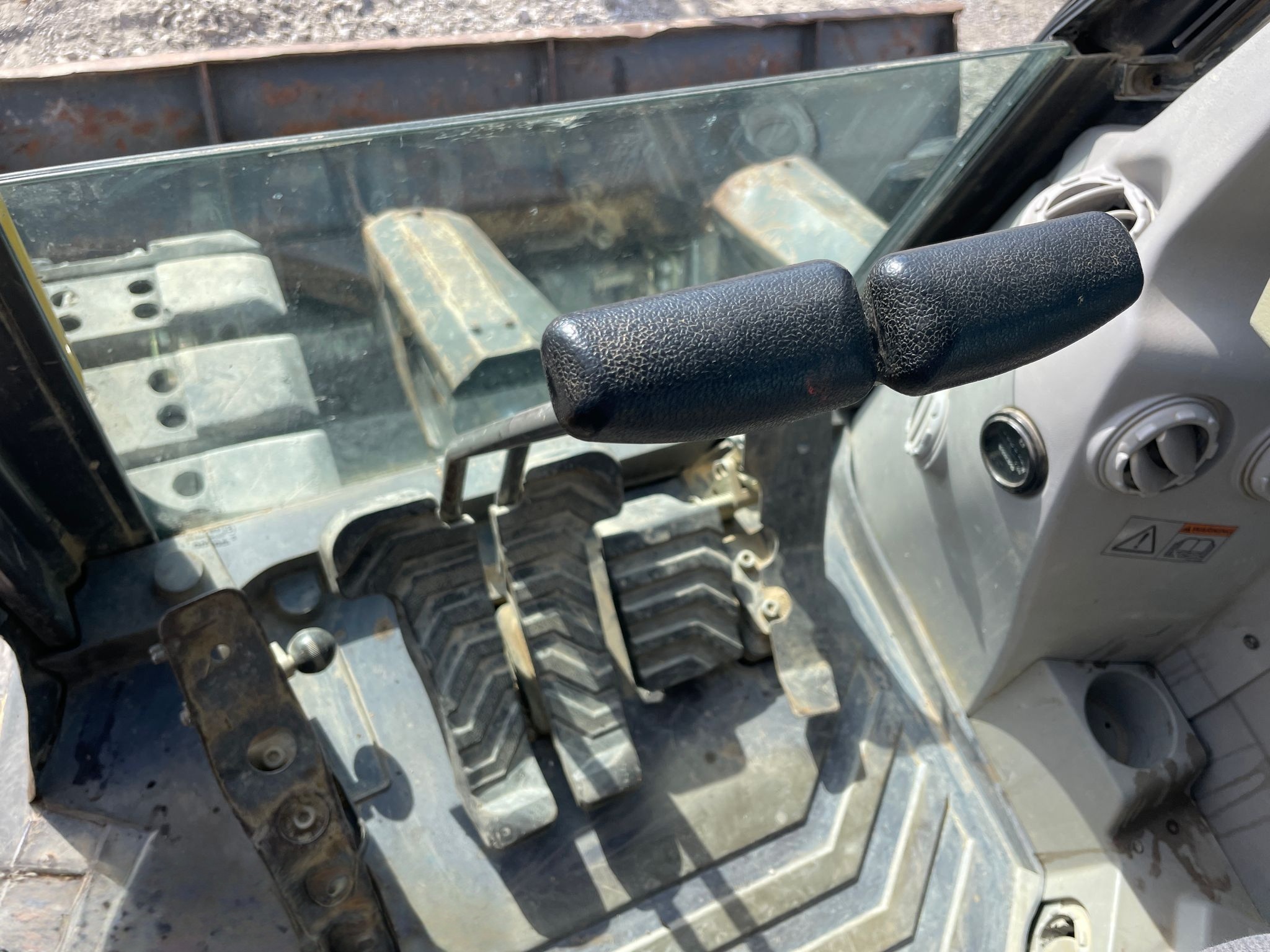 2013 Volvo ECR145CL Excavator