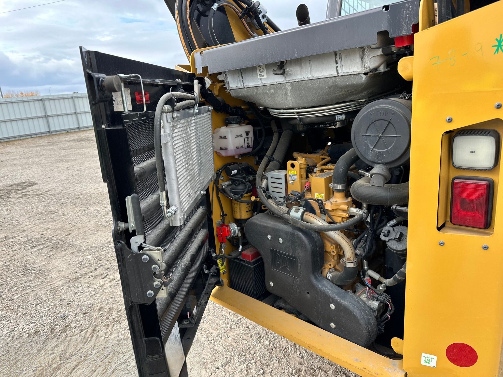 2023 Caterpillar 289D3 Tracked Skid Steer Loader