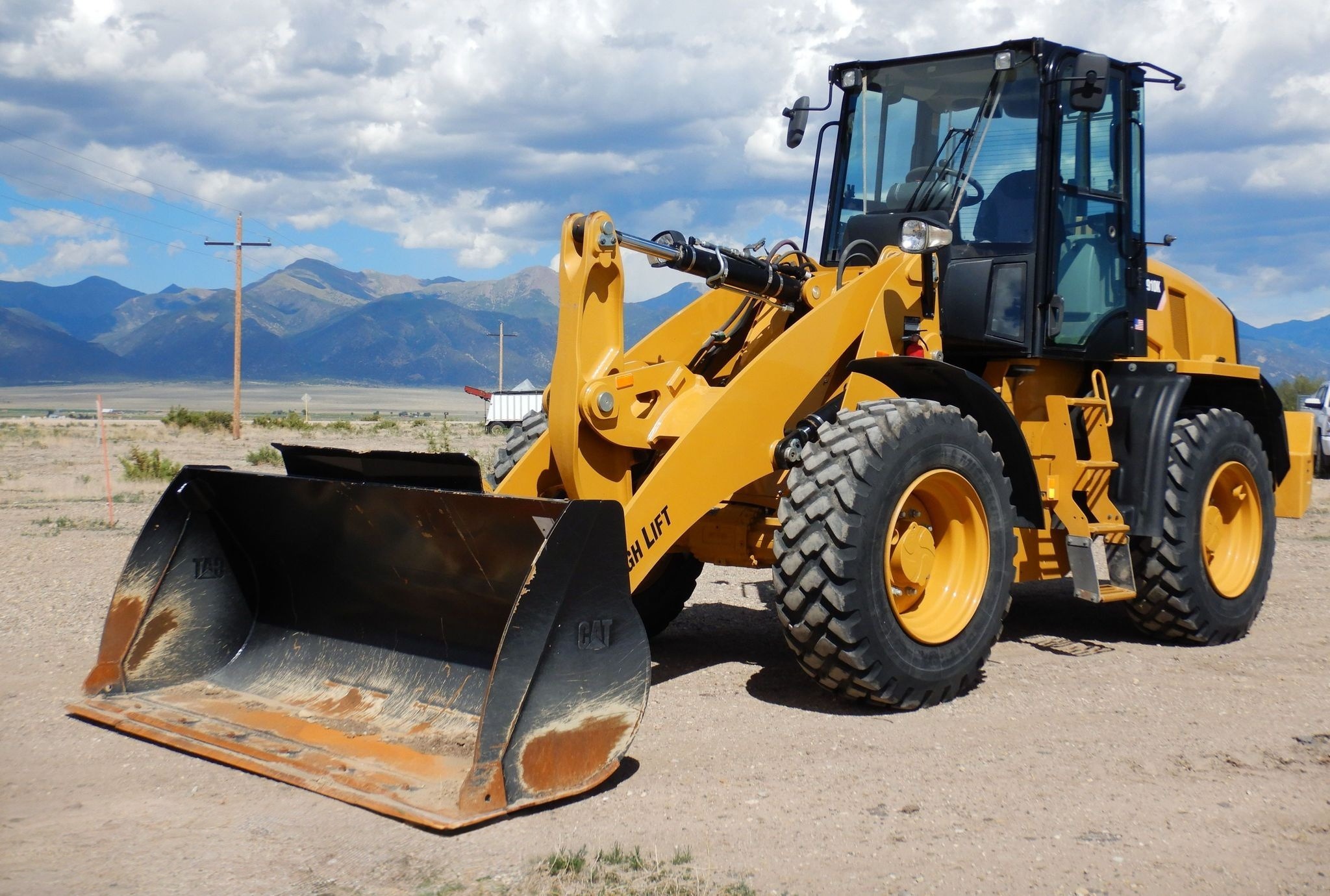 2017 Caterpillar 910K High Lift Wheel Loader