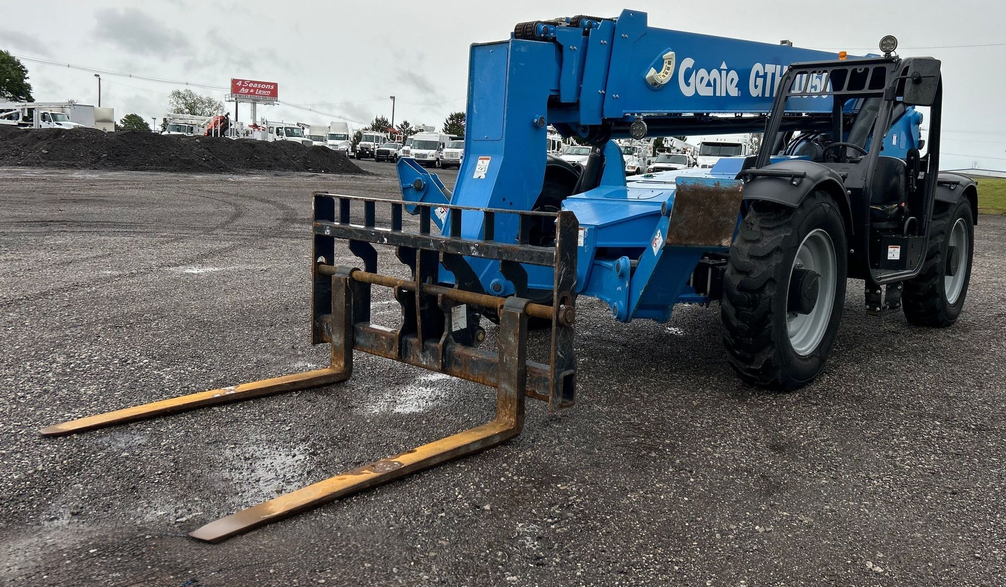 2019 Genie GTH-1056 Telehandler