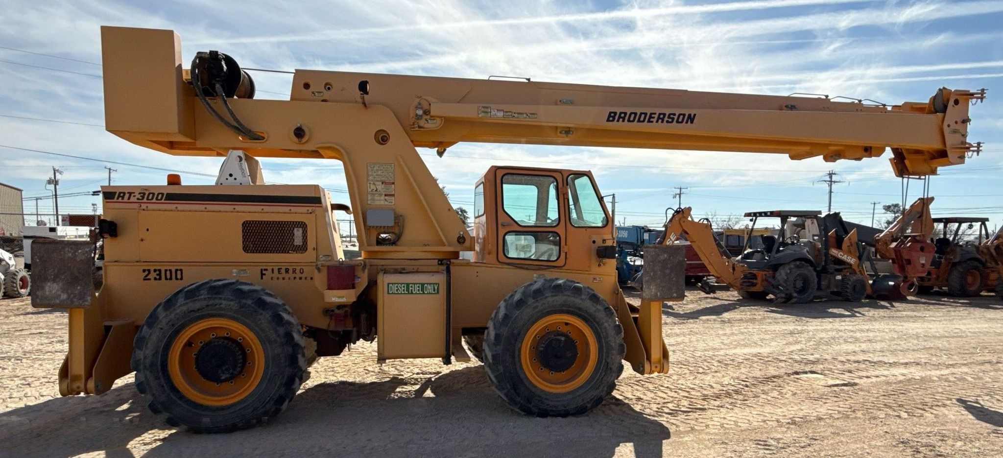 2016 Broderson RT-300-2G Crane