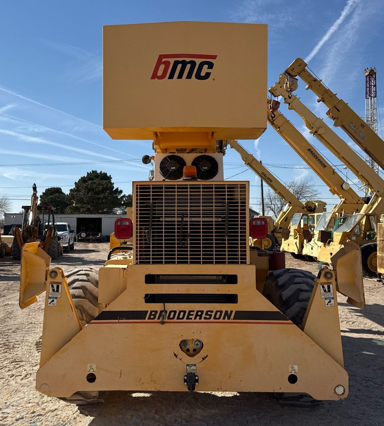 2016 Broderson RT-300-2G Crane