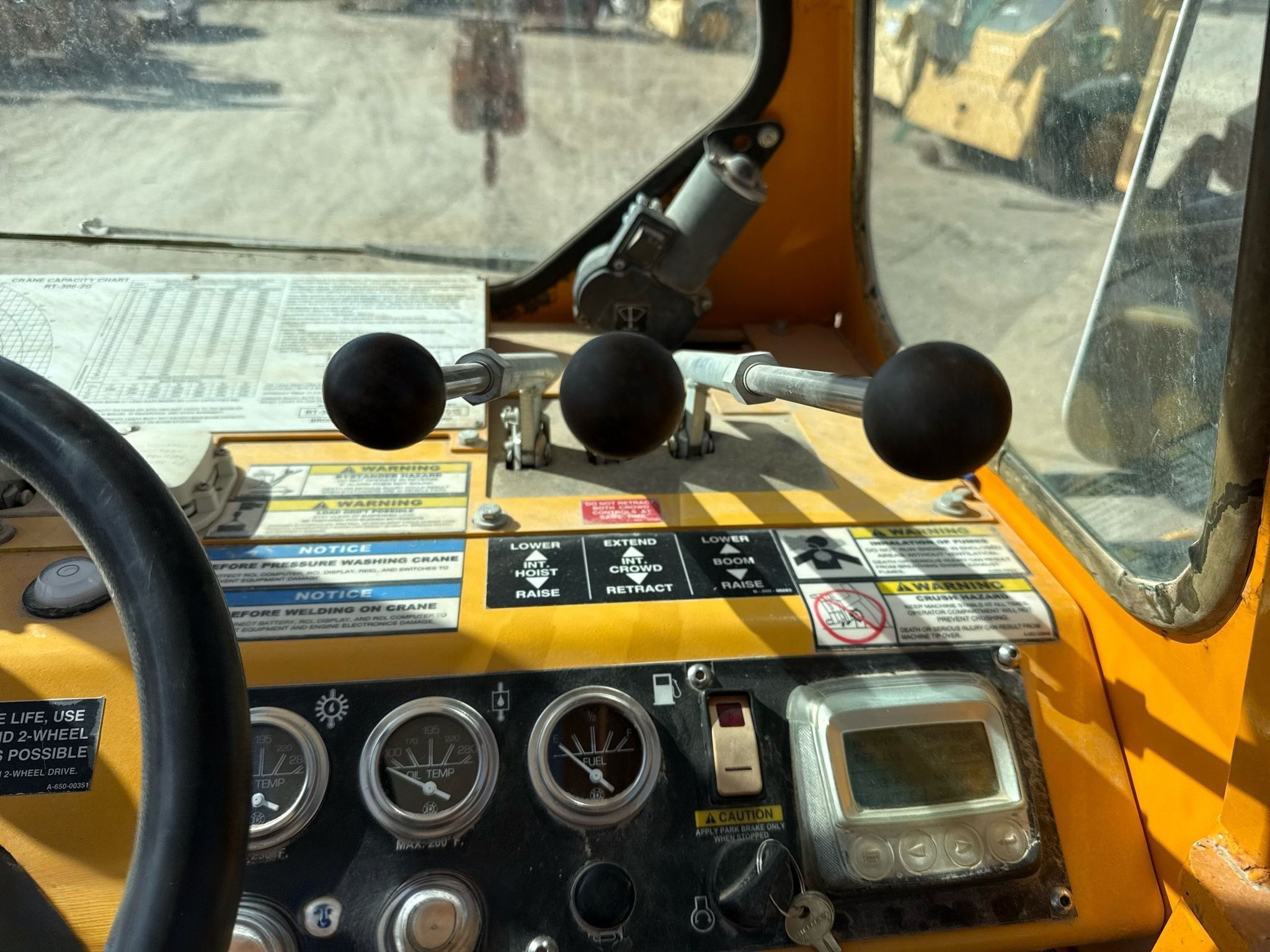 2016 Broderson RT-300-2G Crane