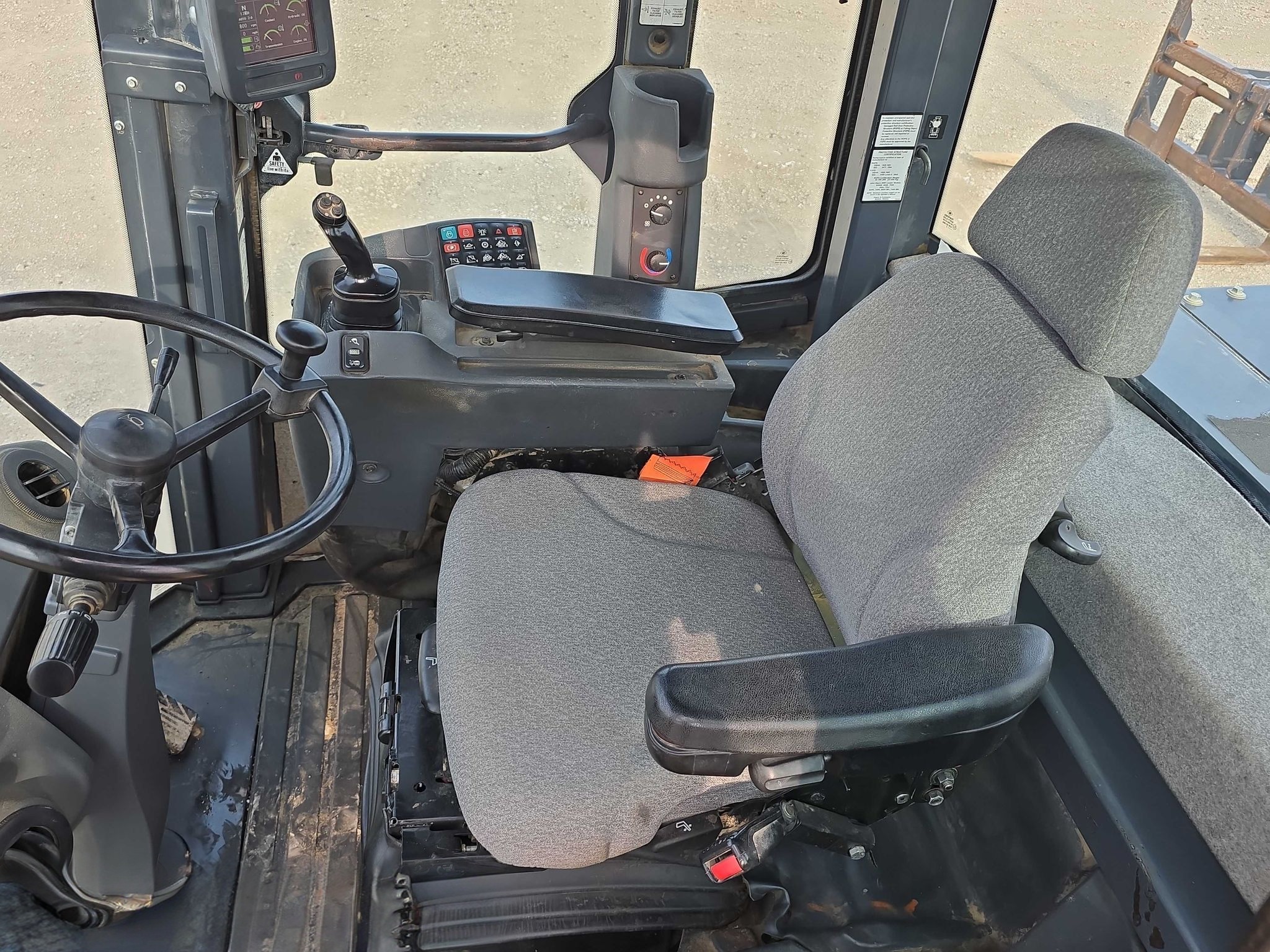2019 John Deere 644K wheel loader