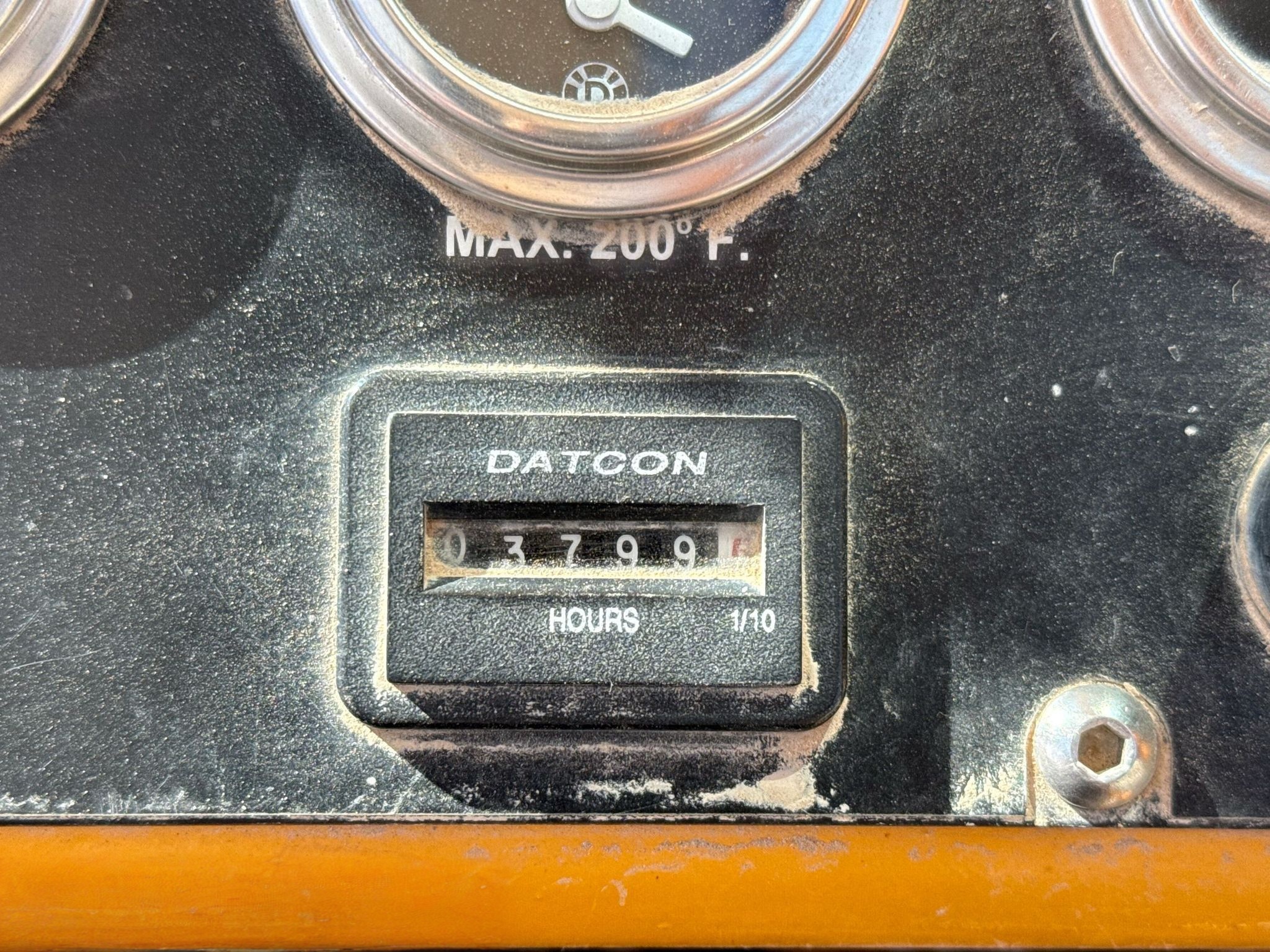 2016 Broderson RT-300-2G Crane