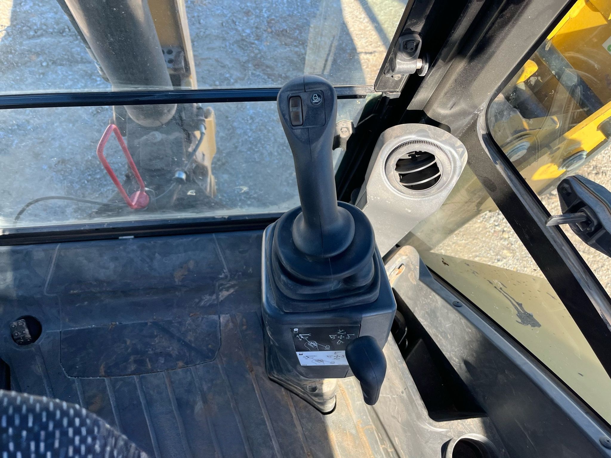 2022 Caterpillar 420ST HRC Backhoe