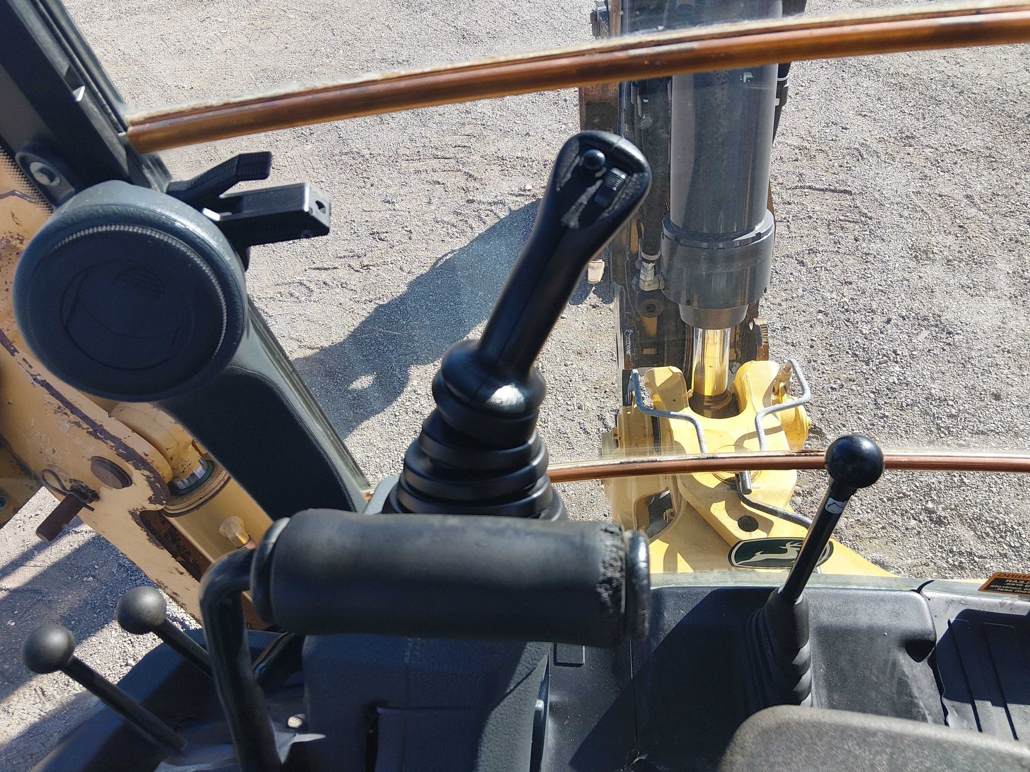 2018 John Deere 410L Backhoe