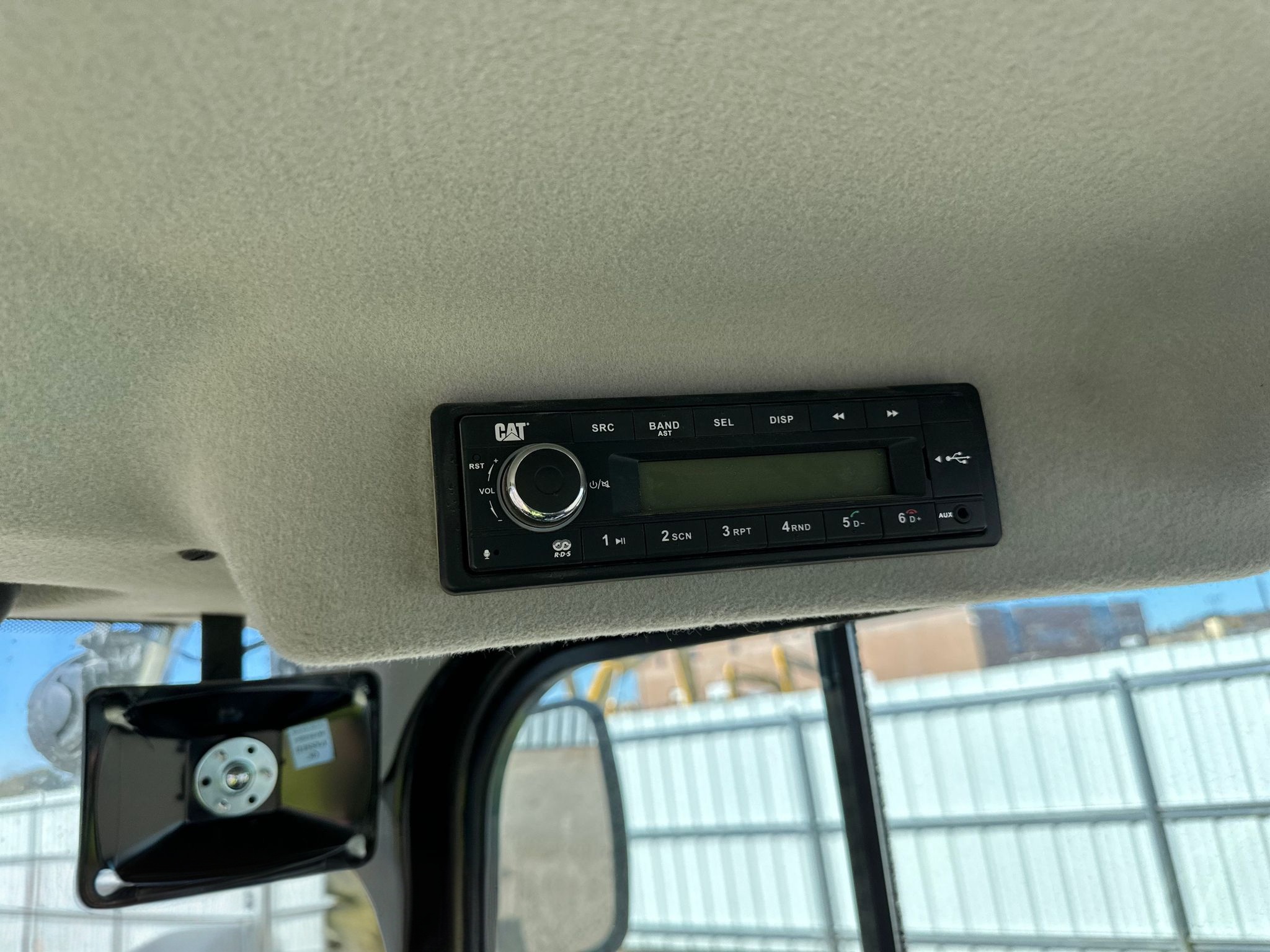 2023 Caterpillar 908M Wheel Loader