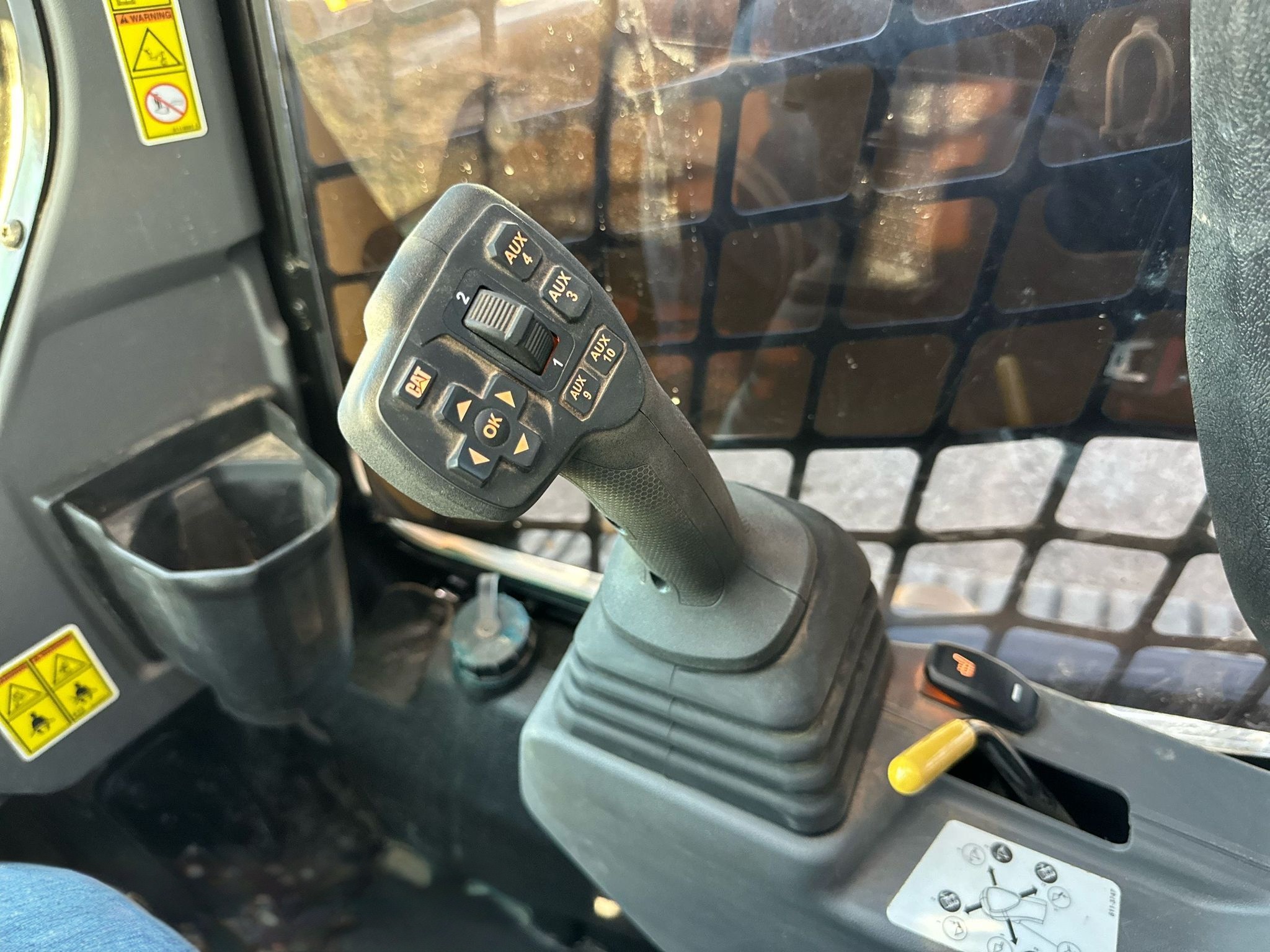 2025 Caterpillar 265 Tracked Skid Steer Loader