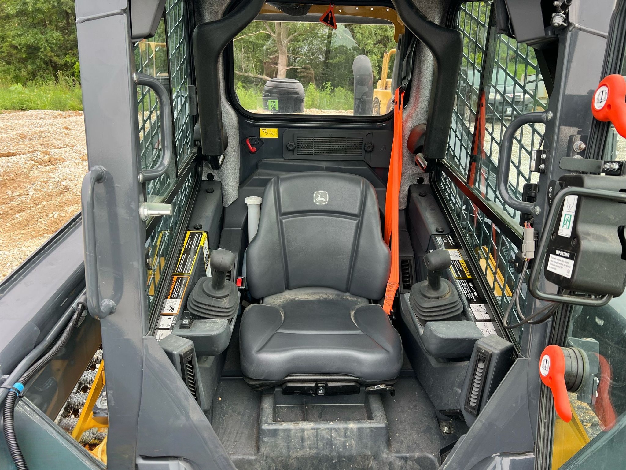 2023 John Deere 325G Tracked Skid Steer Loader